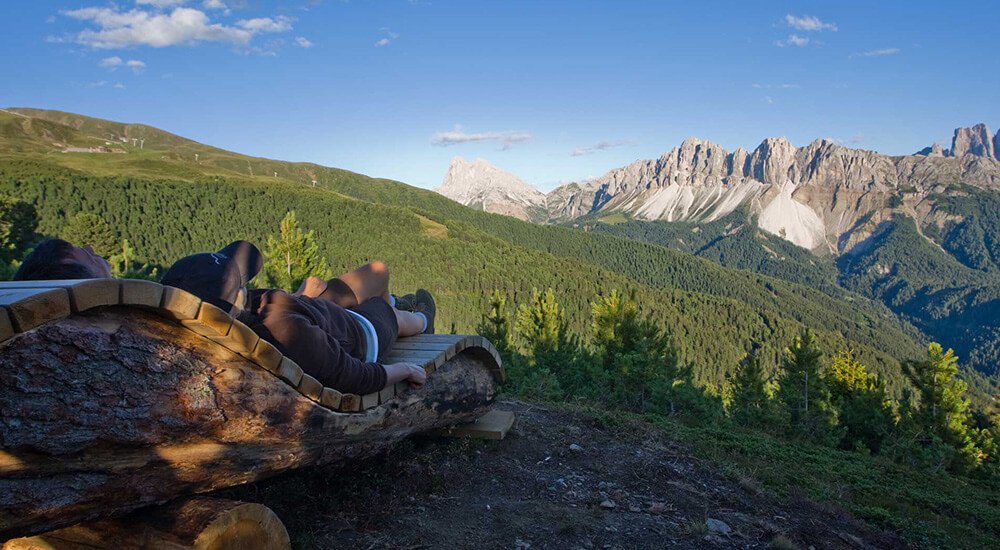 Hiking holidays with children in South Tyrol: theme trails and fun paths